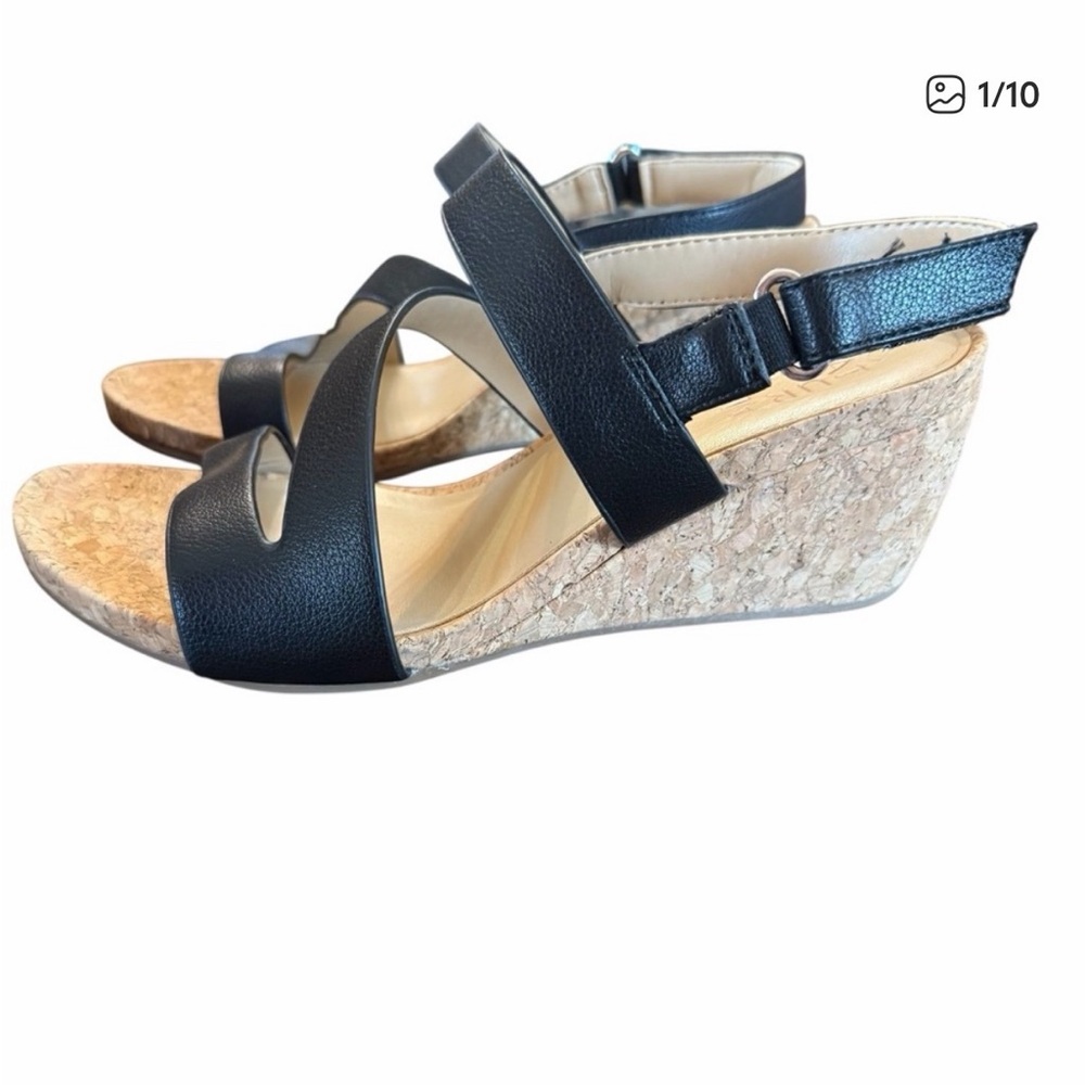 Naturalizer Adria Black Tumbled Wedge Sandal Size 6.5